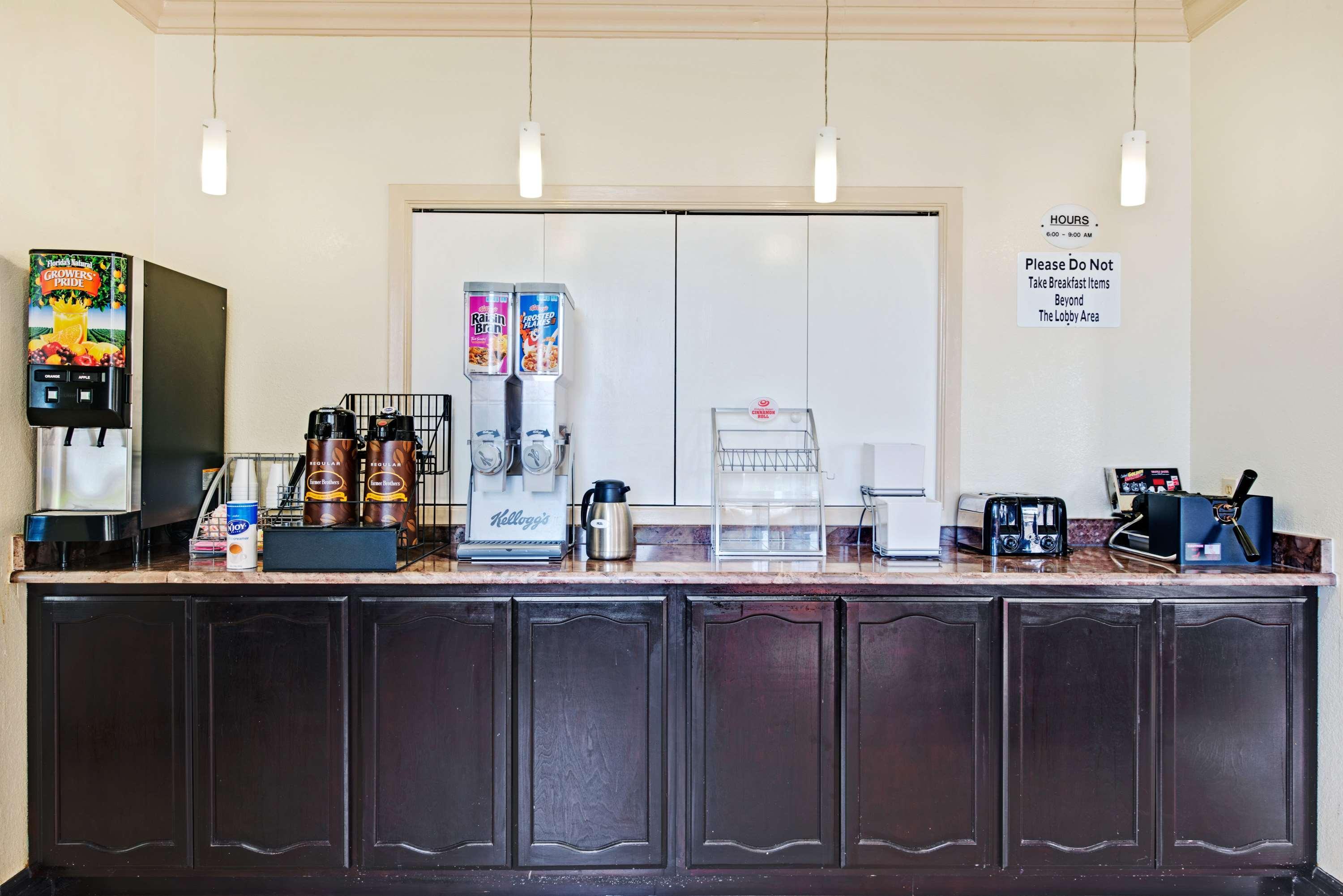 Surestay Plus By Best Western San Antonio Airport Exteriér fotografie