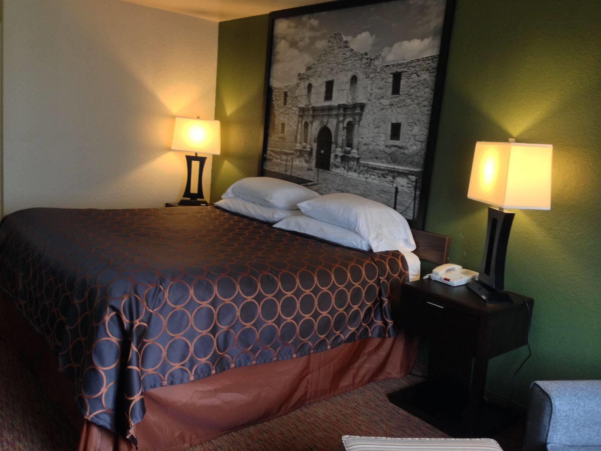 Surestay Plus By Best Western San Antonio Airport Exteriér fotografie